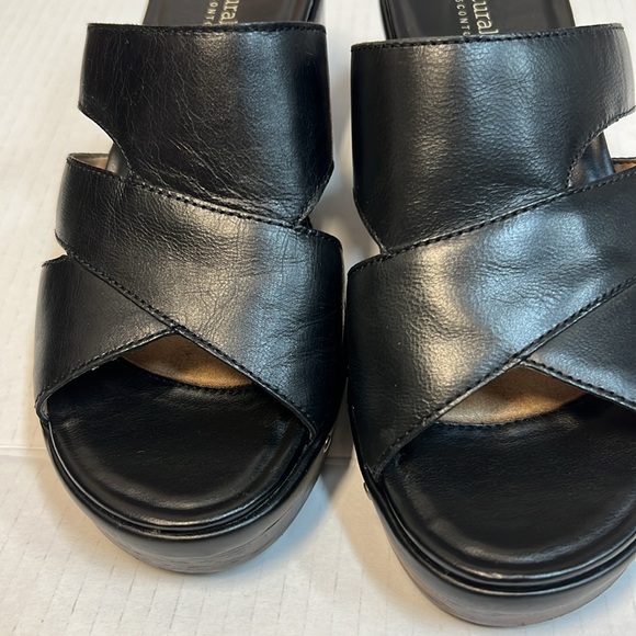 Naturalizer Black Slide Sandals with Cushioned Sole - Picture 8 of 9